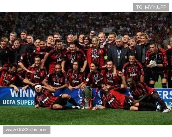 《足球传奇：明星球员背后的故事与荣耀时刻》