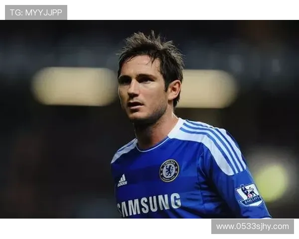 全能足球球星的传奇之路 从绿茵场上的全能表现到世界舞台的巅峰荣耀