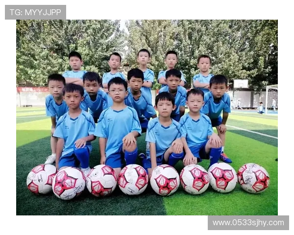 爱穿碎钉足球鞋的球星们如何在绿茵场上挥洒汗水与激情